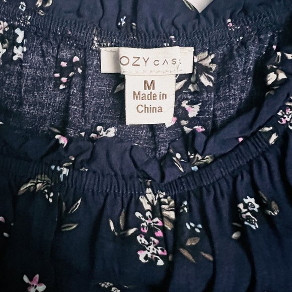 COZY CASUAL Off-The-Shoulder Floral Crop Blouse - Size M - Picture 6 of 7